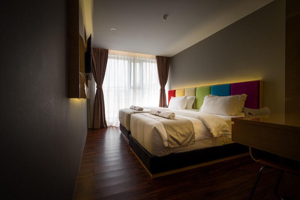 Wiwo Hotel Bintulu Exterior foto